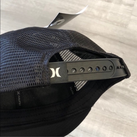 HURLEY | Men’s Trucker SnapBack - Picture 3 of 5